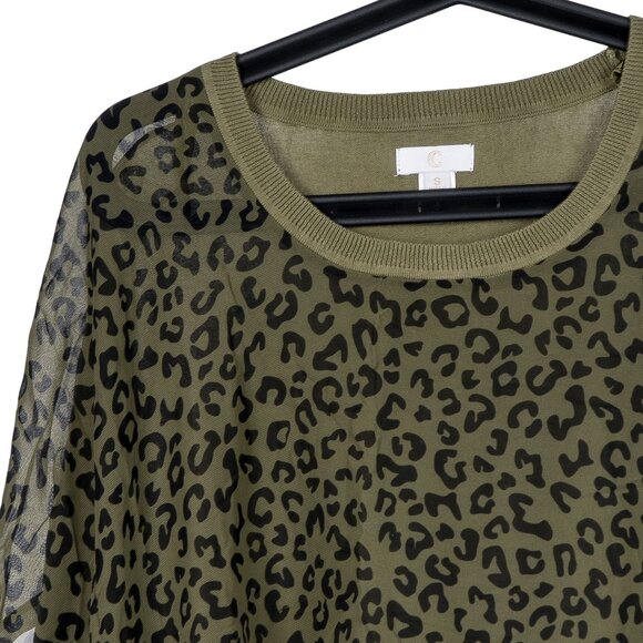 Charming Charlie Leopard Print Sweater S Women Green Short Sleeve Mixed Material - Picture 2 of 5